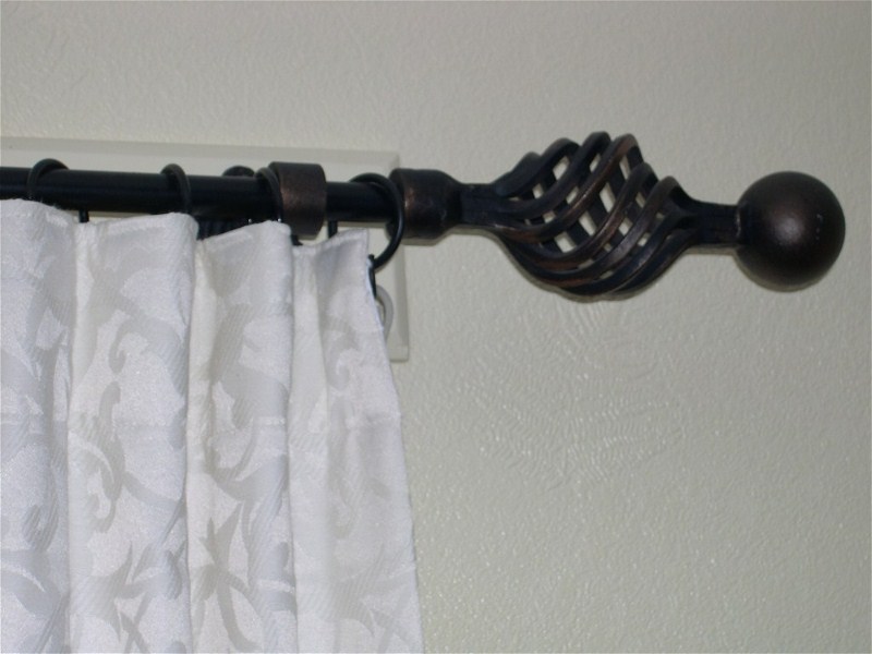 Curtain rail